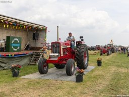 kimterra-20260531-135652-1802_55306022633_o-BorderMaker